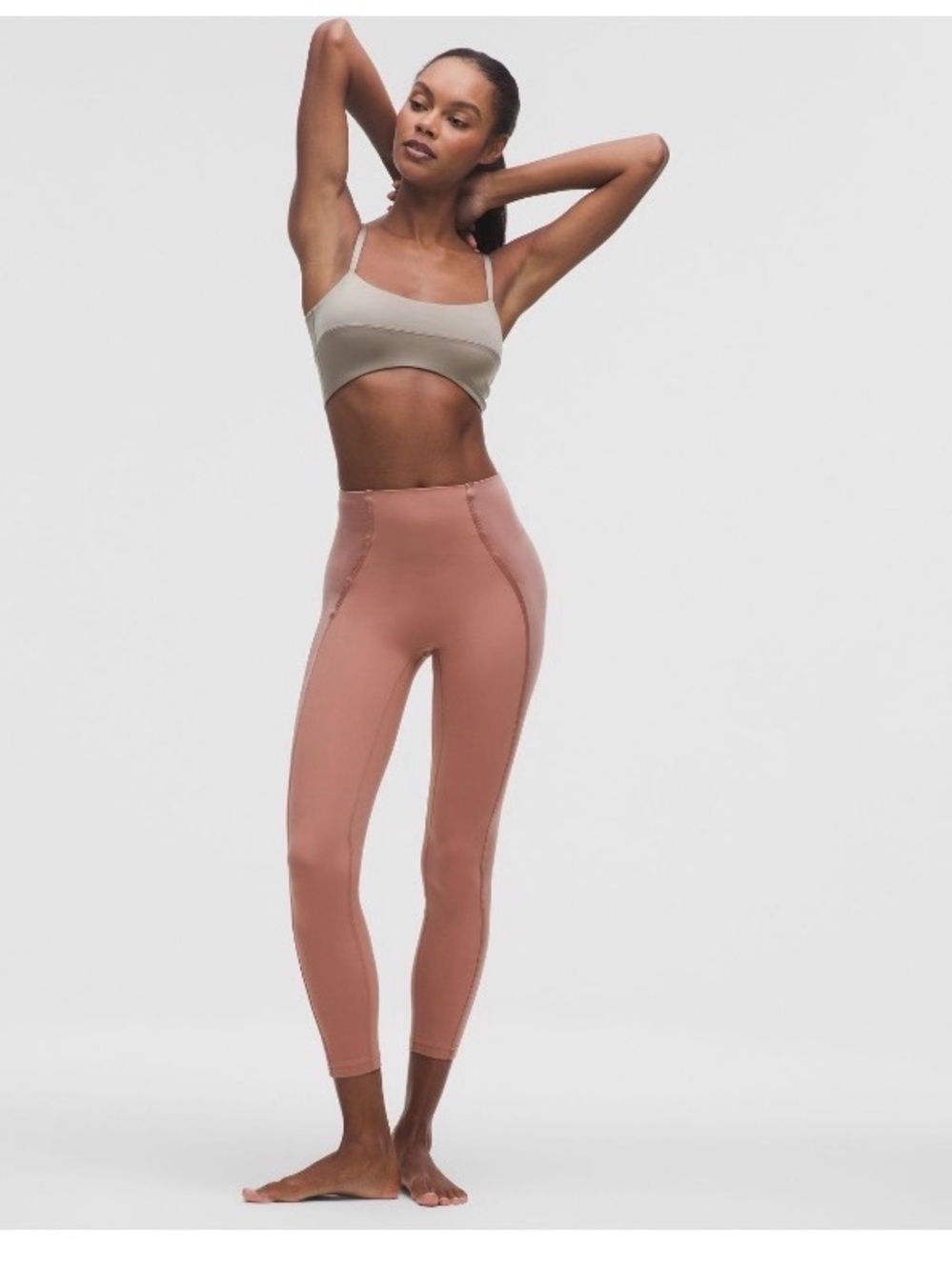 Align No line High Rise Pant in 25” satin 
Lululemon size 10, red clay colour